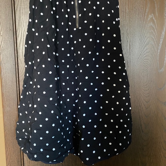 This pretty, polka dotted skirt! - Picture 1 of 2